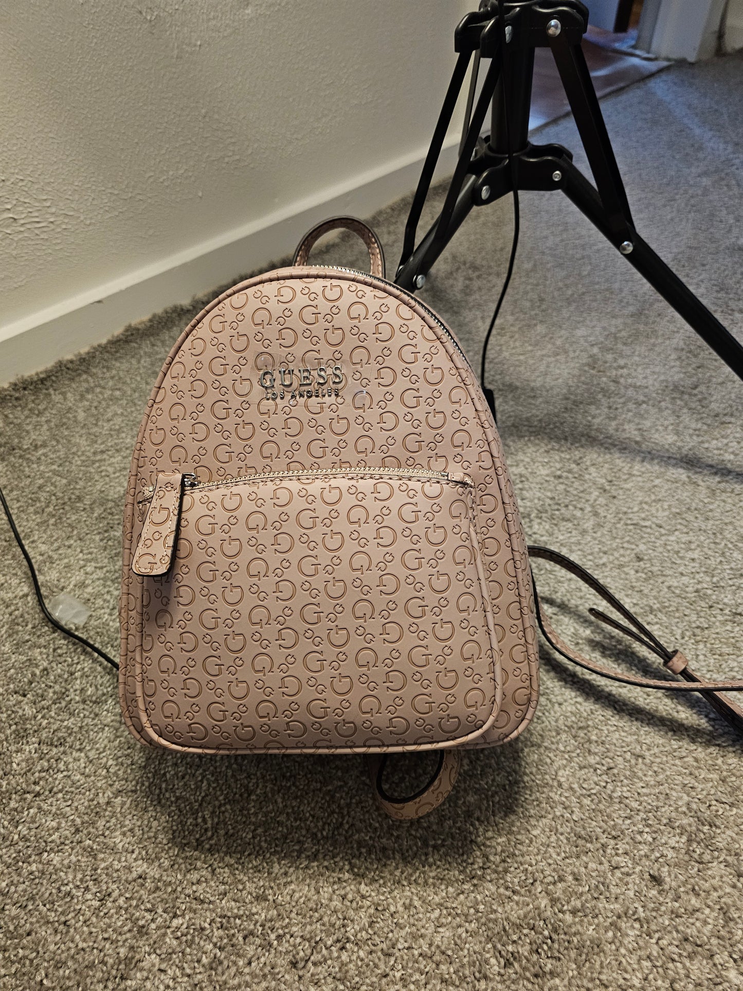 Peach  guess leather backpack