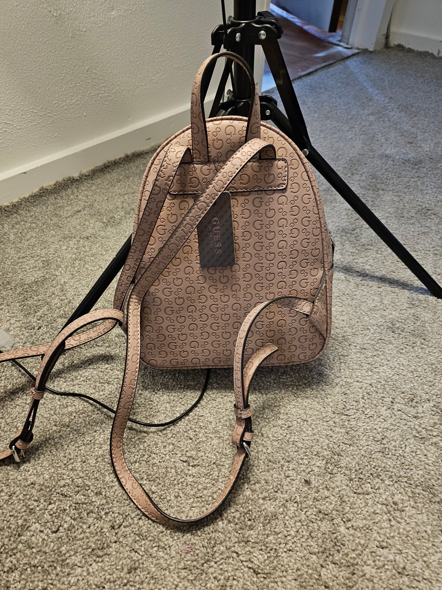 Peach  guess leather backpack